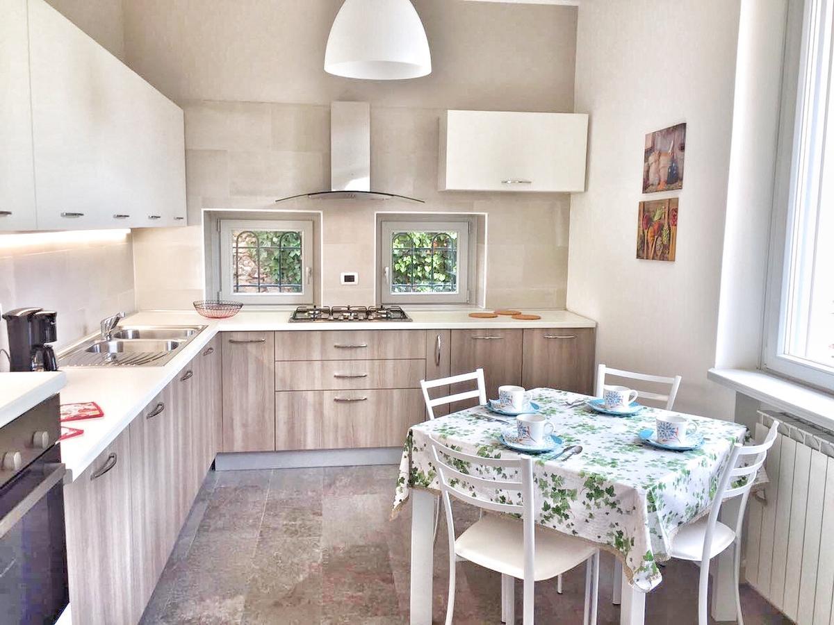Oleandro 2 Apartment In Villa Cerutti Mergozzo Zewnętrze zdjęcie